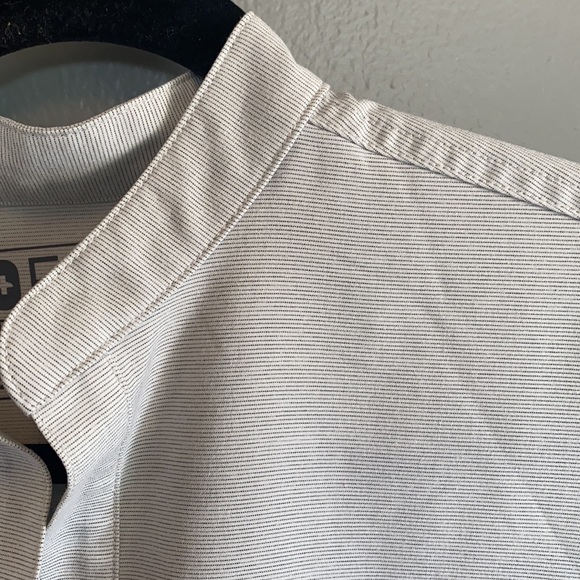 Figs Space Grey Rafaela scrubs top - Picture 3 of 4